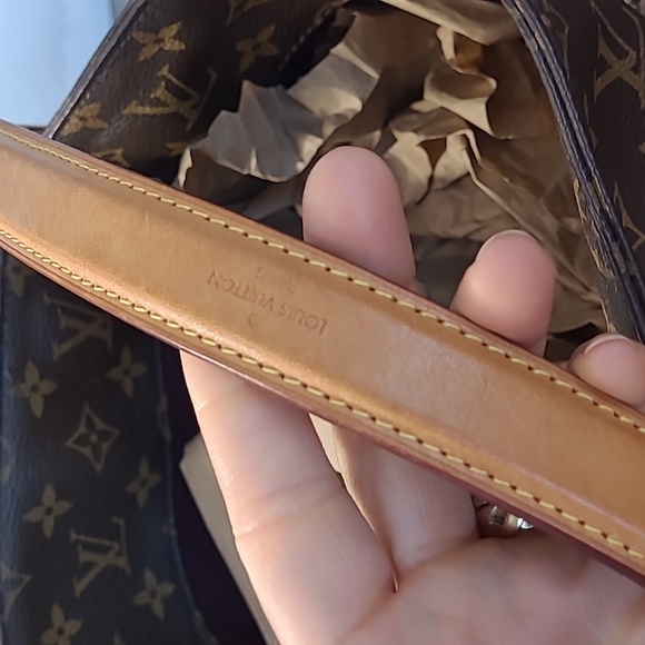 Louis Vuitton Melia 2 Way Bag - Picture 7 of 14